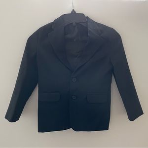 Geoffrey Beene Black Blazer: Kids Size 7